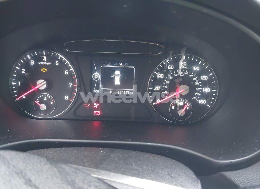 Photo 7 of 2017 Kia Sorento 3.3L LX (VIN 5XYPG4A57HG209219)