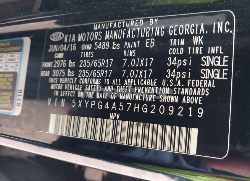 Photo 9 of 2017 Kia Sorento 3.3L LX (VIN 5XYPG4A57HG209219)