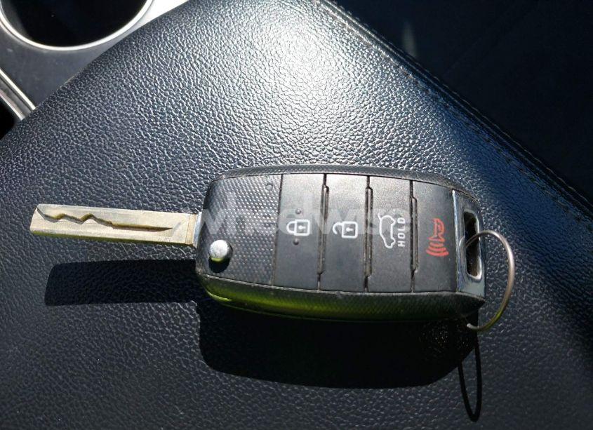 Photo 11 of 2017 Kia Sorento 3.3L LX (VIN 5XYPG4A57HG270005)