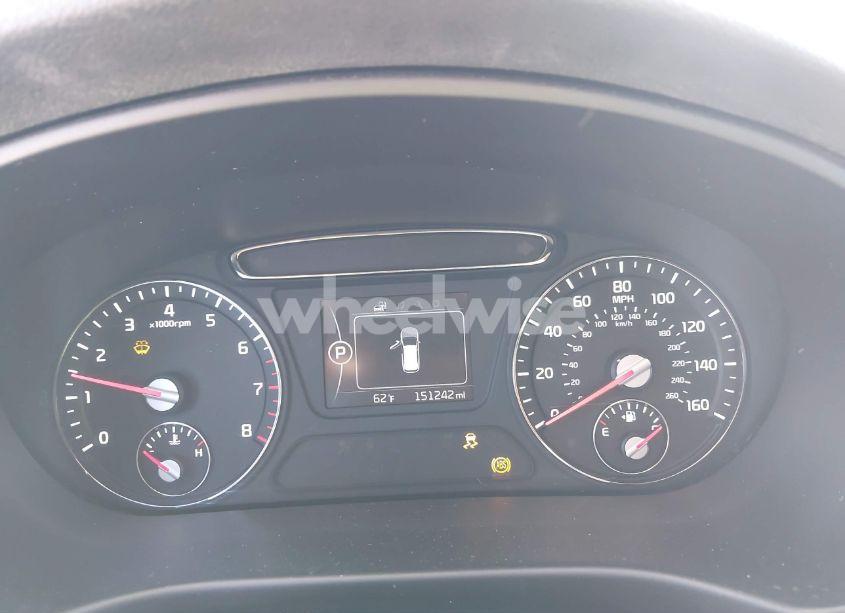 Photo 7 of 2017 Kia Sorento 3.3L LX (VIN 5XYPG4A57HG270005)