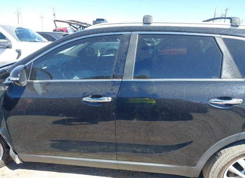 Photo 15 of 2017 Kia Sorento 3.3L LX (VIN 5XYPG4A57HG291341)