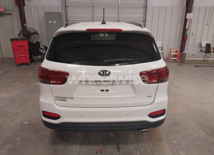 Photo 17 of 2019 Kia Sorento 3.3L S (VIN 5XYPG4A57KG601463)