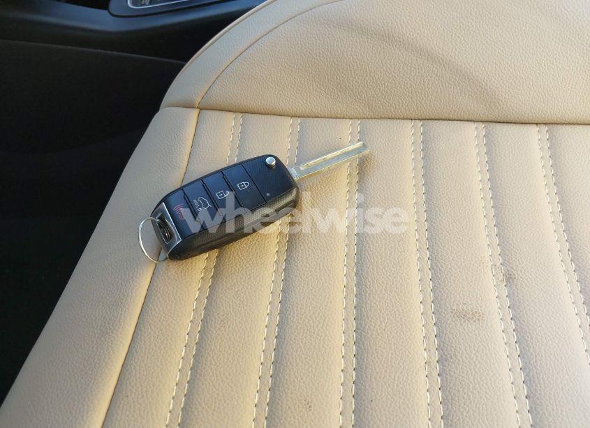 Photo 11 of 2017 Kia Sorento 3.3L LX (VIN 5XYPG4A58HG194584)