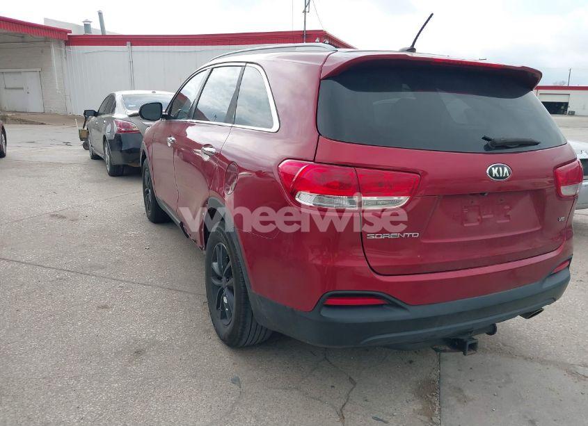 Photo 3 of 2017 Kia Sorento 3.3L LX (VIN 5XYPG4A58HG220696)