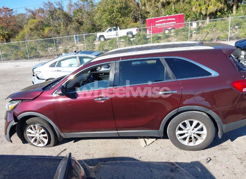 Photo 14 of 2017 Kia Sorento 3.3L LX (VIN 5XYPG4A58HG285919)