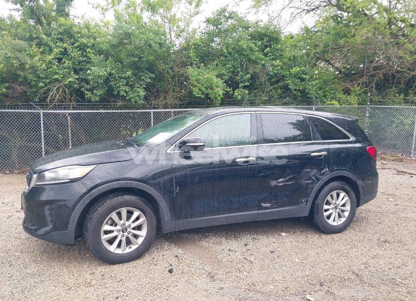 Photo 14 of 2019 Kia Sorento 3.3L LX (VIN 5XYPG4A58KG487814)