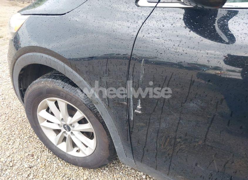 Photo 18 of 2019 Kia Sorento 3.3L LX (VIN 5XYPG4A58KG487814)