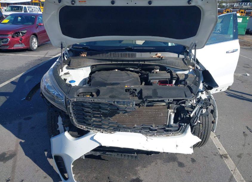 Photo 10 of 2019 Kia Sorento 3.3L LX (VIN 5XYPG4A58KG493709)