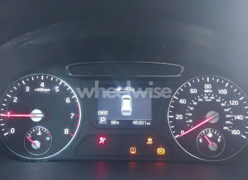 Photo 7 of 2019 Kia Sorento 3.3L S (VIN 5XYPG4A58KG597729)