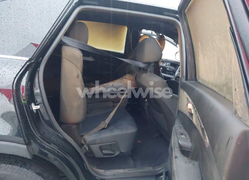 Photo 8 of 2020 Kia Sorento 3.3L LX (VIN 5XYPG4A58LG627734)