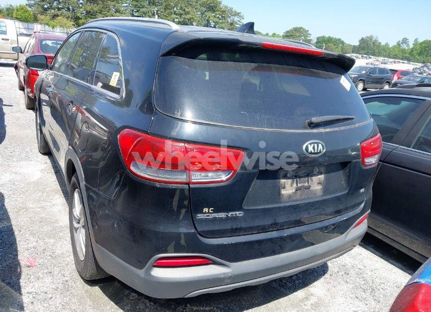 Photo 3 of 2016 Kia Sorento 3.3L LX (VIN 5XYPG4A59GG002460)