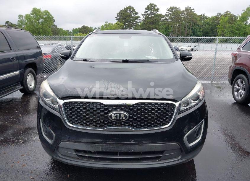 Photo 6 of 2016 Kia Sorento 3.3L LX (VIN 5XYPG4A59GG002460)