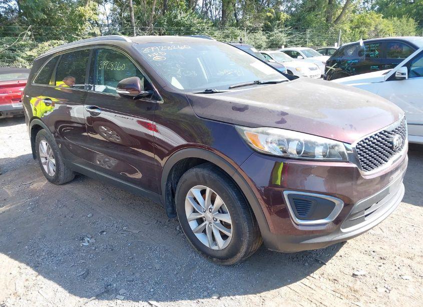2016 Kia Sorento 3.3L LX (VIN 5XYPG4A59GG081628) main photo