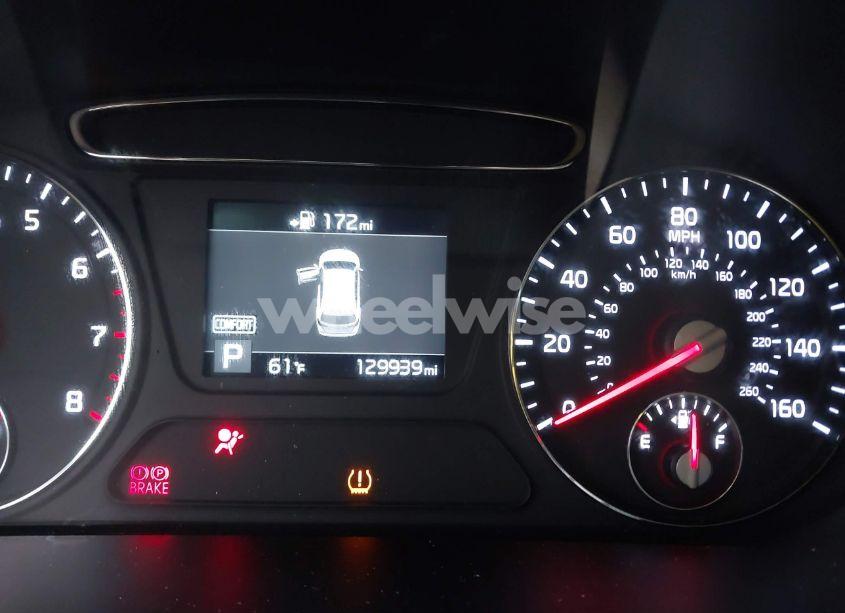 Photo 15 of 2019 Kia Sorento 3.3L LX (VIN 5XYPG4A59KG465613)