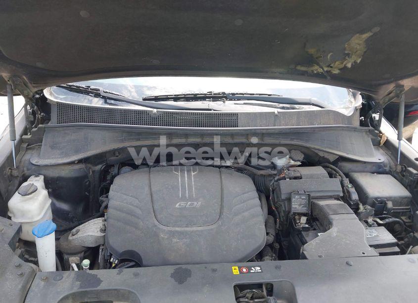 Photo 10 of 2016 Kia Sorento 3.3L LX (VIN 5XYPG4A5XGG140301)