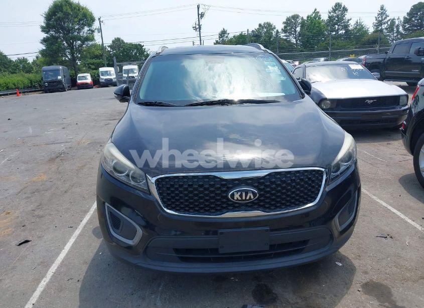 Photo 12 of 2016 Kia Sorento 3.3L LX (VIN 5XYPG4A5XGG140301)