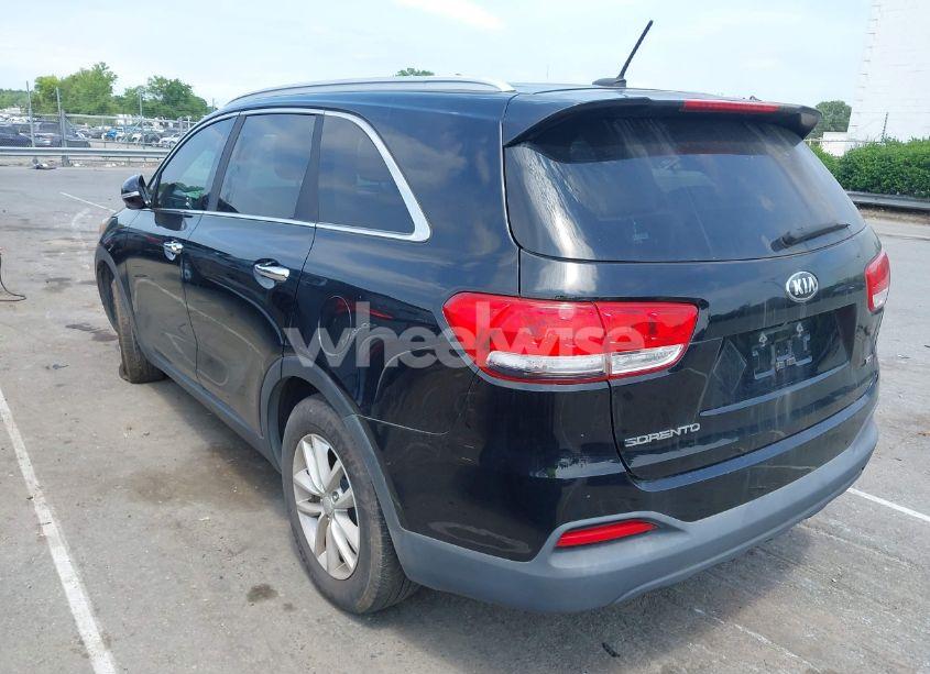 Photo 3 of 2016 Kia Sorento 3.3L LX (VIN 5XYPG4A5XGG140301)