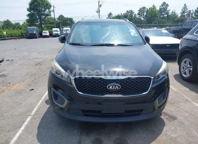 Photo 6 of 2016 Kia Sorento 3.3L LX (VIN 5XYPG4A5XGG140301)