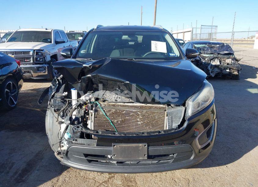 Photo 12 of 2016 Kia Sorento 3.3L LX (VIN 5XYPG4A5XGG177607)