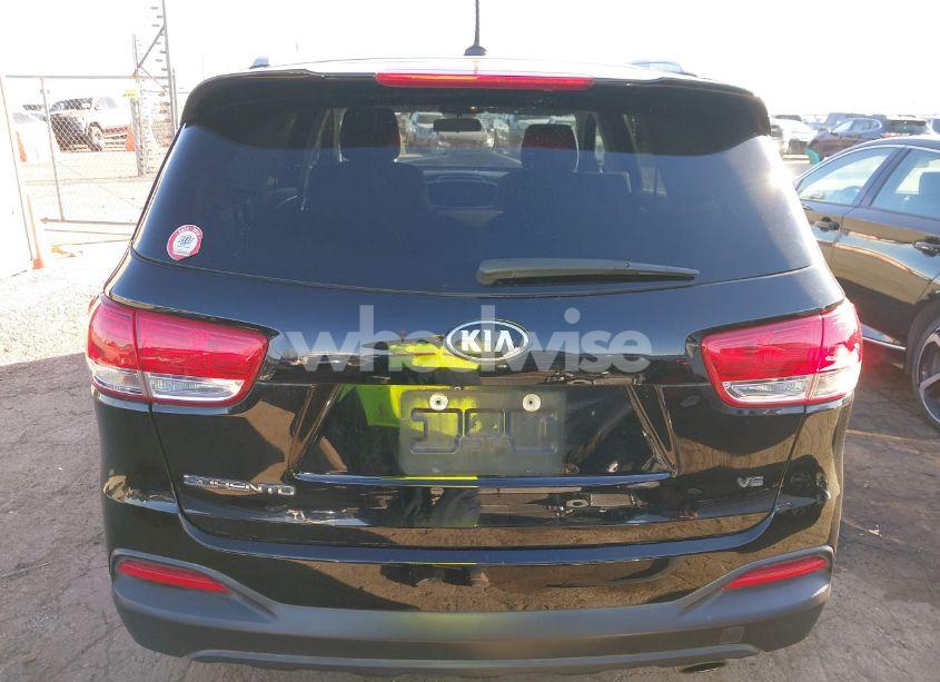 Photo 16 of 2016 Kia Sorento 3.3L LX (VIN 5XYPG4A5XGG177607)