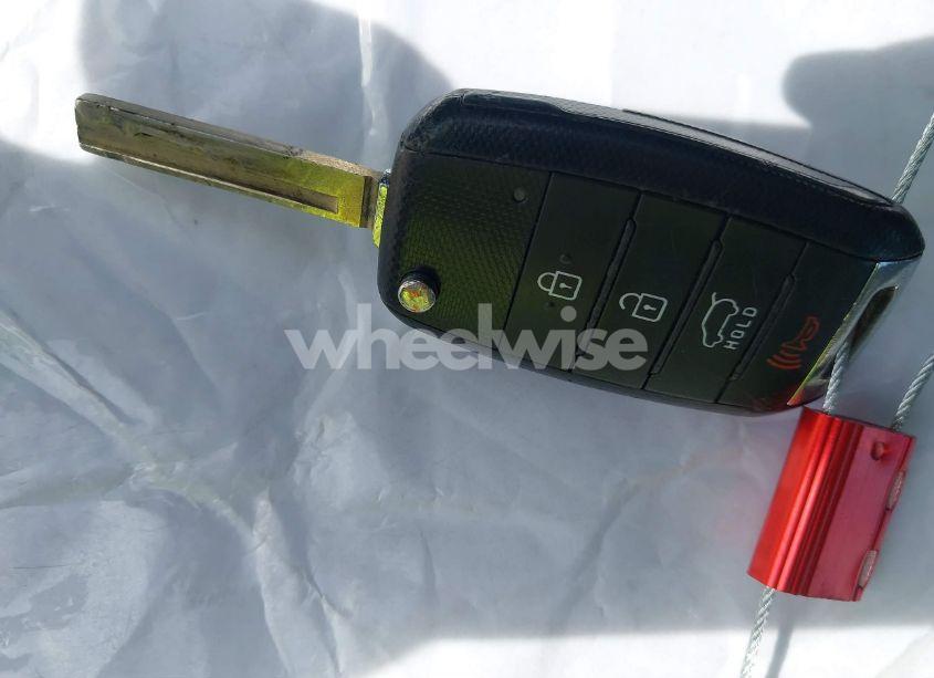 Photo 11 of 2017 Kia Sorento 3.3L LX (VIN 5XYPG4A5XHG196501)