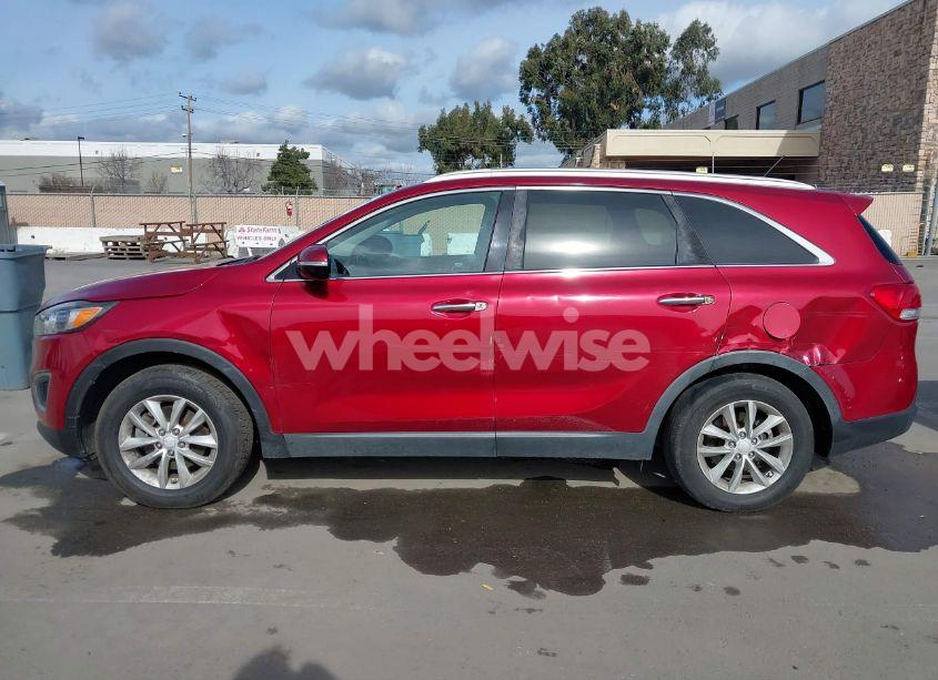 Photo 14 of 2017 Kia Sorento 3.3L LX (VIN 5XYPG4A5XHG196501)