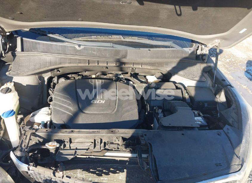 Photo 10 of 2017 Kia Sorento 3.3L LX (VIN 5XYPG4A5XHG228153)