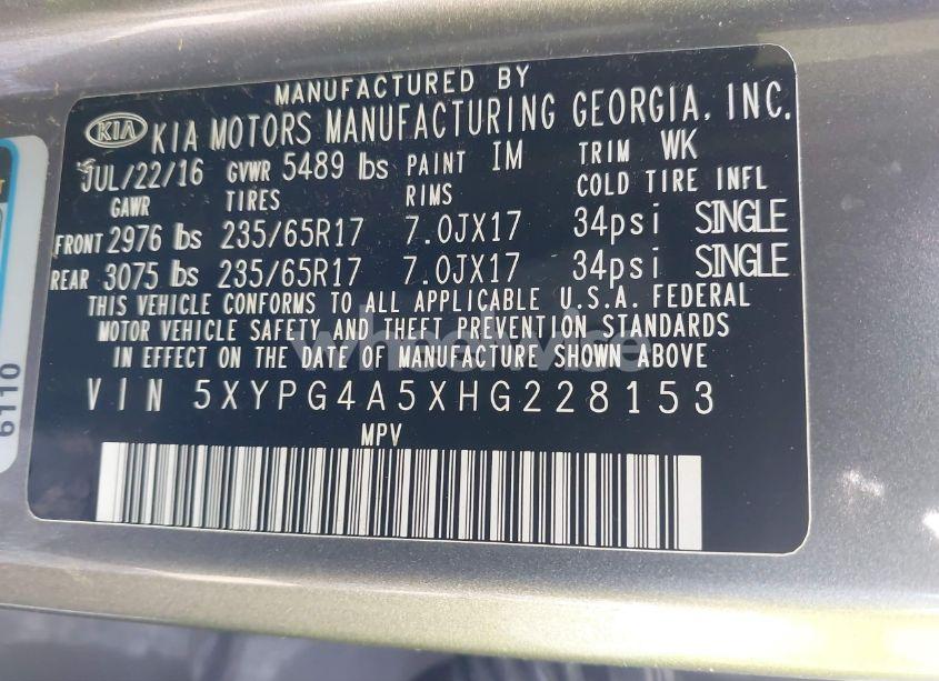 Photo 9 of 2017 Kia Sorento 3.3L LX (VIN 5XYPG4A5XHG228153)