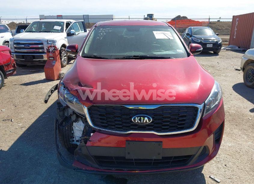 Photo 12 of 2019 Kia Sorento 3.3L LX (VIN 5XYPG4A5XKG456080)