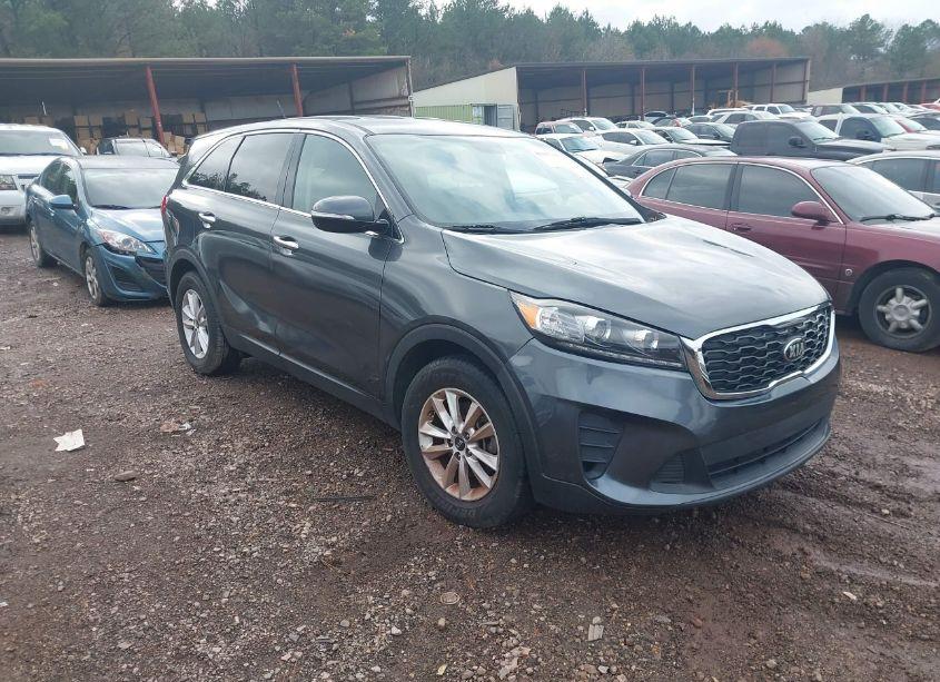 2020 Kia Sorento 3.3L LX (VIN 5XYPG4A5XLG671041) main photo