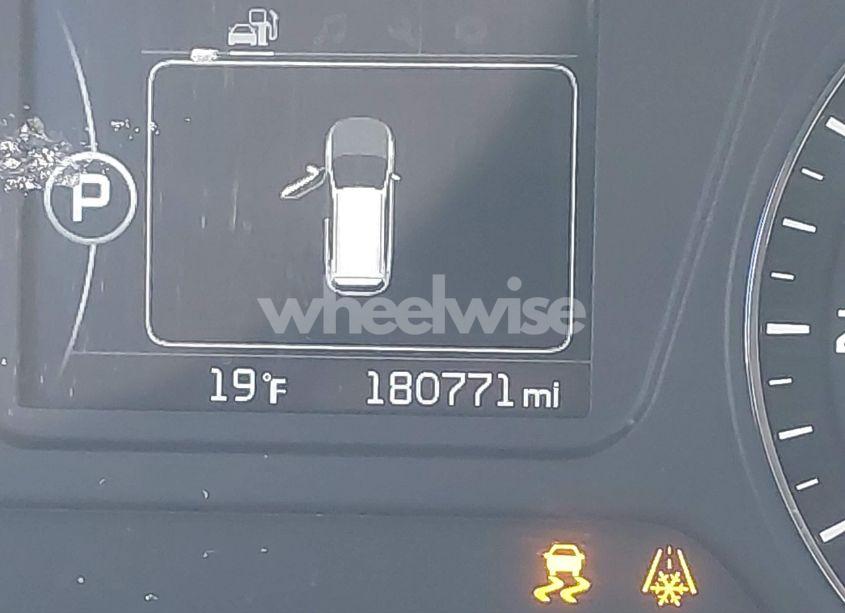 Photo 15 of 2016 Kia Sorento 2.4L LX (VIN 5XYPGDA30GG001762)