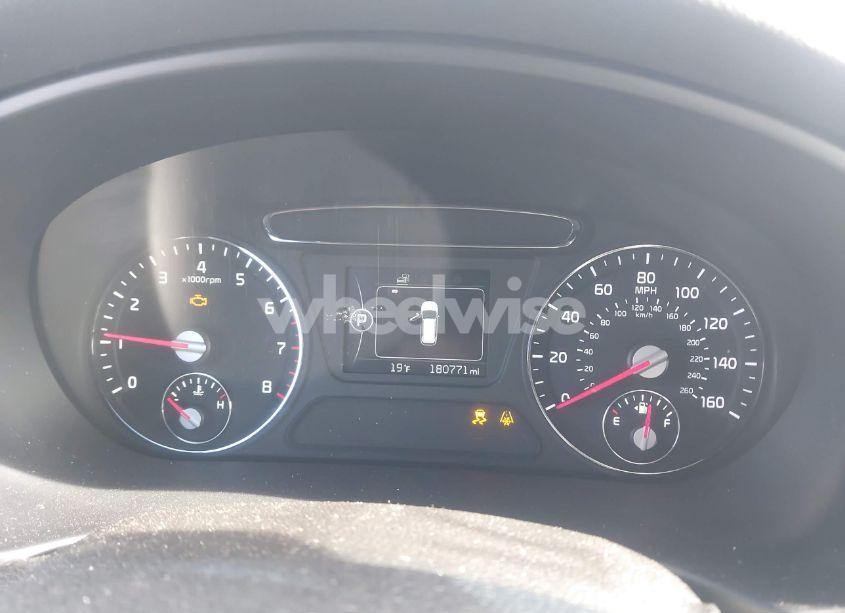 Photo 7 of 2016 Kia Sorento 2.4L LX (VIN 5XYPGDA30GG001762)