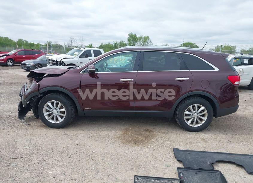 Photo 14 of 2016 Kia Sorento 2.4L LX (VIN 5XYPGDA30GG113560)