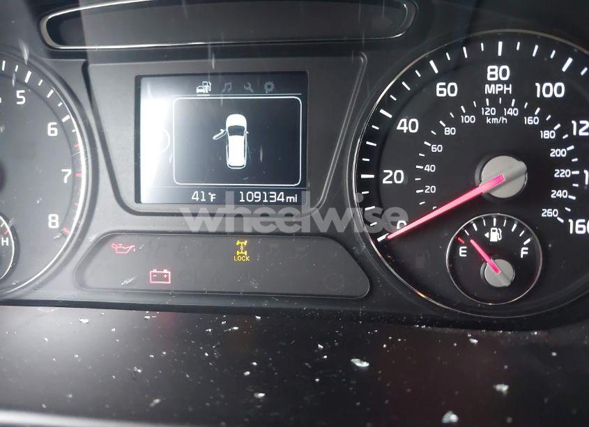 Photo 15 of 2017 Kia Sorento 2.4L LX (VIN 5XYPGDA30HG244635)