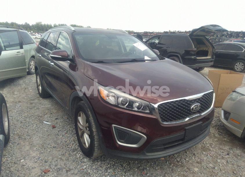 2017 Kia Sorento 2.4L LX (VIN 5XYPGDA30HG252783) main photo