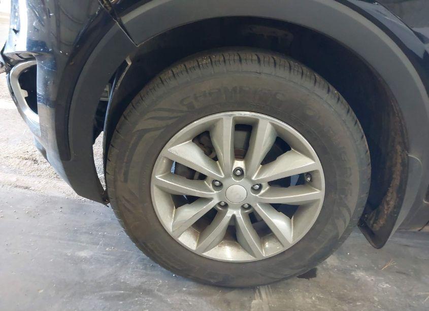 Photo 12 of 2017 Kia Sorento 2.4L LX (VIN 5XYPGDA30HG268837)