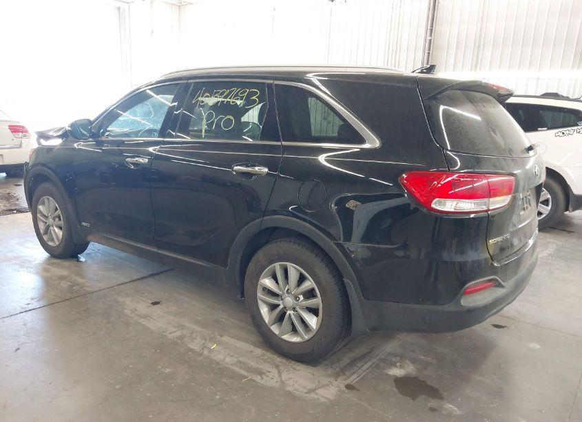 Photo 3 of 2017 Kia Sorento 2.4L LX (VIN 5XYPGDA30HG268837)
