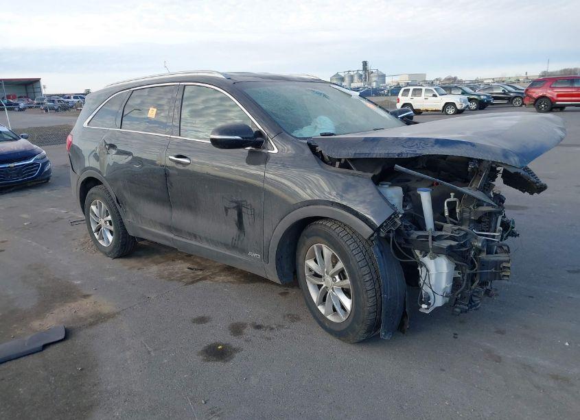 2017 Kia Sorento 2.4L LX (VIN 5XYPGDA30HG318281) main photo