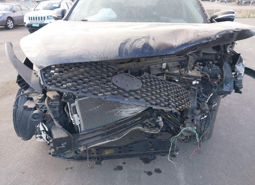 Photo 12 of 2017 Kia Sorento 2.4L LX (VIN 5XYPGDA30HG318281)