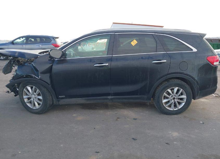 Photo 14 of 2017 Kia Sorento 2.4L LX (VIN 5XYPGDA30HG318281)