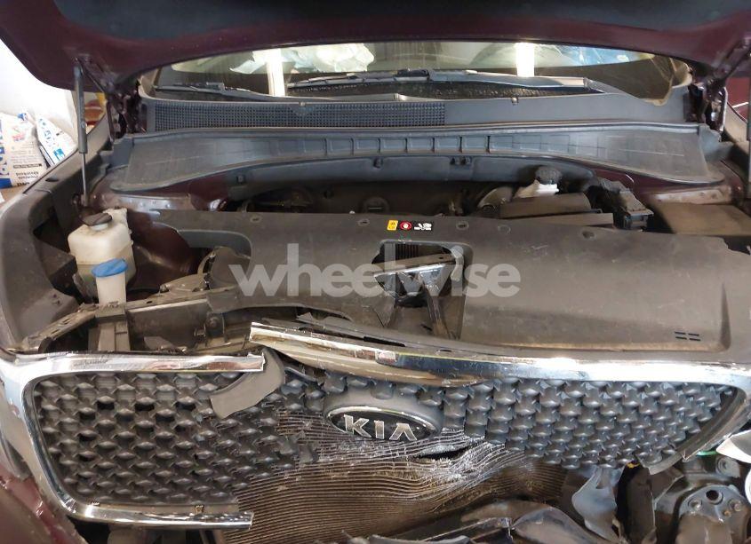 Photo 10 of 2018 Kia Sorento 2.4L LX (VIN 5XYPGDA30JG380253)