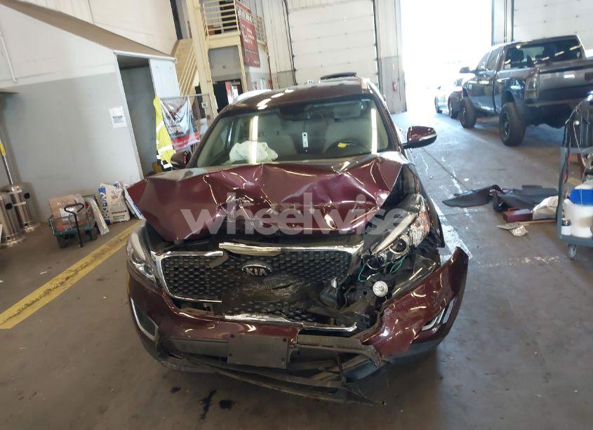 Photo 13 of 2018 Kia Sorento 2.4L LX (VIN 5XYPGDA30JG380253)