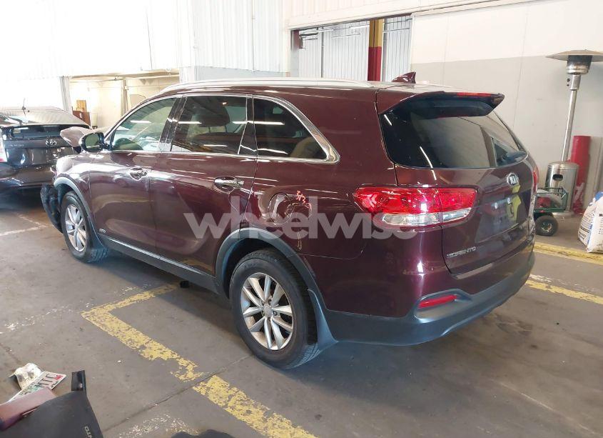 Photo 3 of 2018 Kia Sorento 2.4L LX (VIN 5XYPGDA30JG380253)