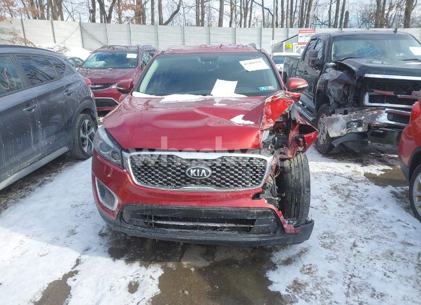 Photo 12 of 2018 Kia Sorento 2.4L LX (VIN 5XYPGDA30JG388224)