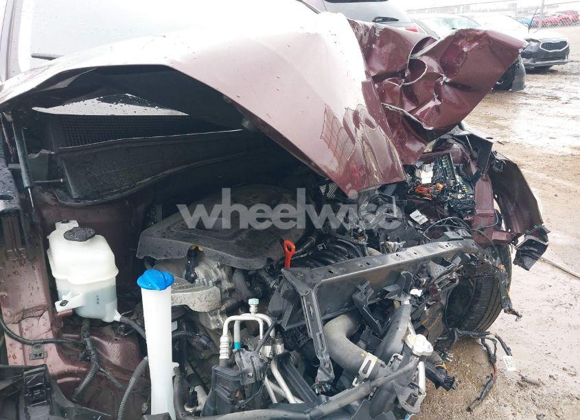 Photo 10 of 2018 Kia Sorento 2.4L LX (VIN 5XYPGDA30JG406401)