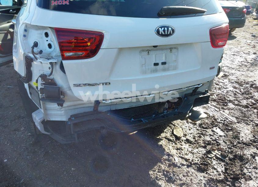 Photo 19 of 2019 Kia Sorento 2.4L LX (VIN 5XYPGDA30KG536776)