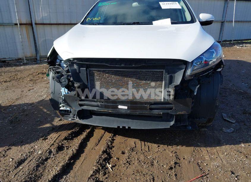 Photo 6 of 2019 Kia Sorento 2.4L LX (VIN 5XYPGDA30KG536776)