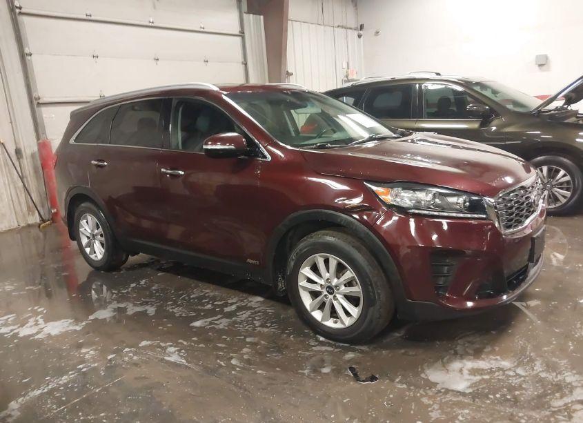 2020 Kia Sorento 2.4L LX (VIN 5XYPGDA30LG644719) main photo