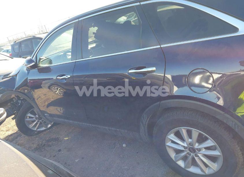 Photo 15 of 2020 Kia Sorento 2.4L LX (VIN 5XYPGDA30LG654733)