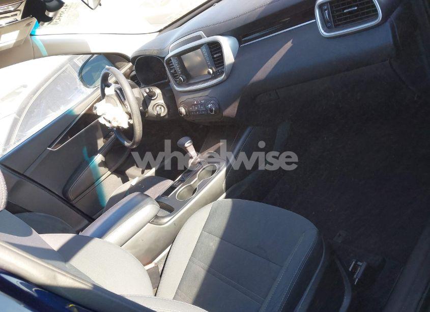 Photo 5 of 2020 Kia Sorento 2.4L LX (VIN 5XYPGDA30LG654733)